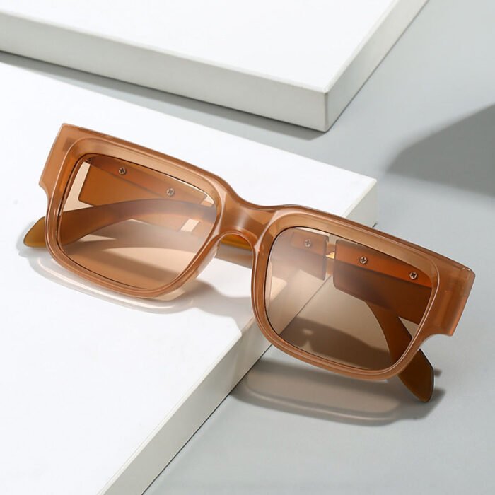 NQXR001 Retro Square UV400 Sunglasses - Image 2